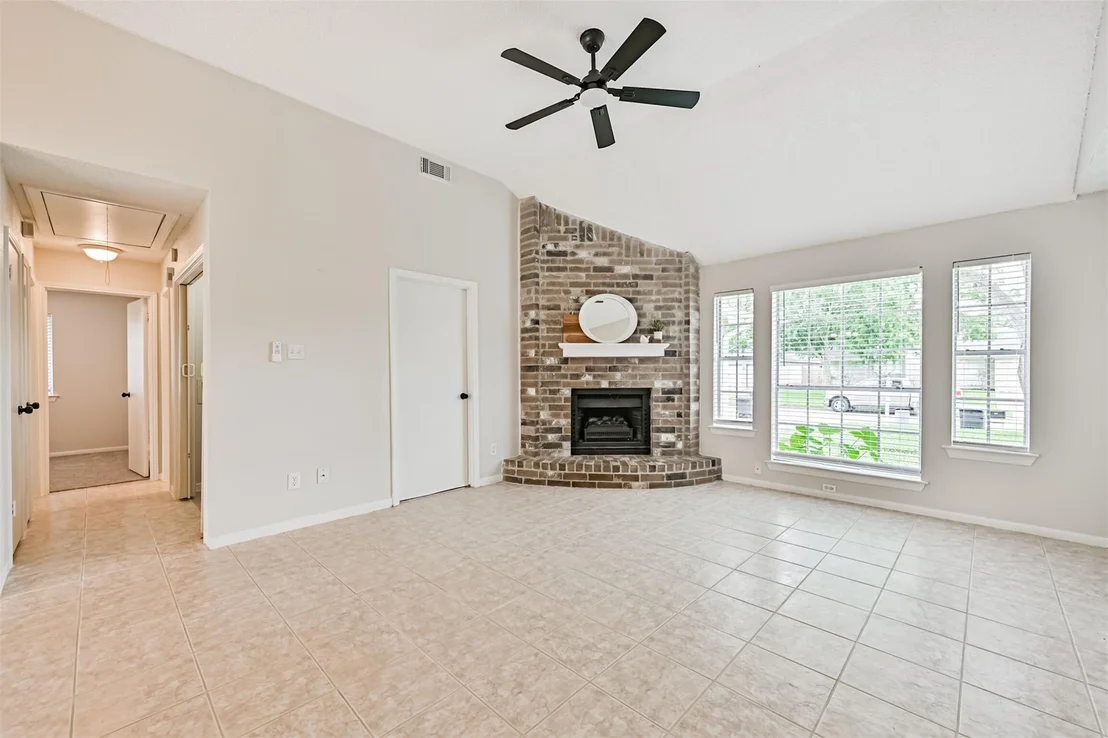 Photo of 3107 Deer Trail Drive