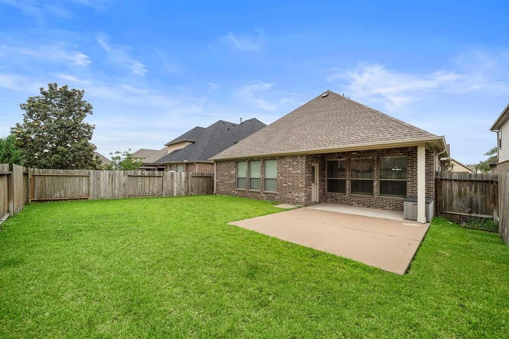 Photo of 25343 Holton Ridge Drive