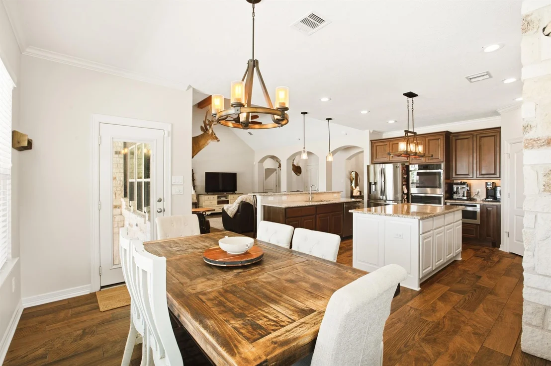 Photo of 2603 River Road