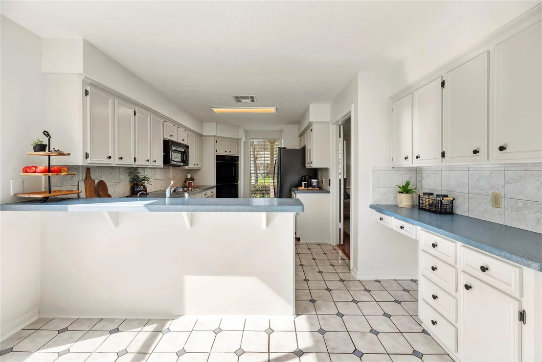 Photo of 1802 Quarterpath Drive