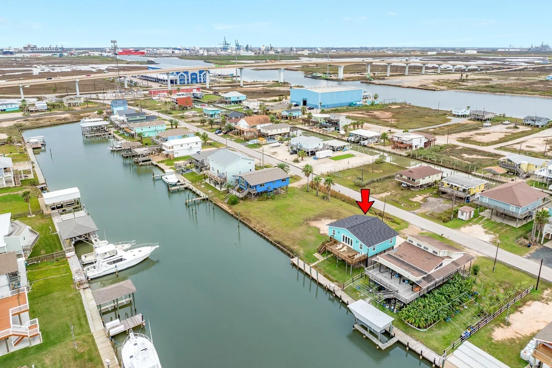Photo of 306 Pompano Lane
