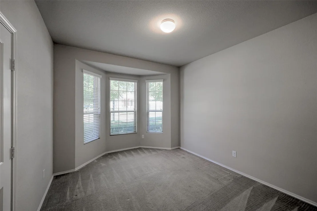 Photo of 9533 E Woodmark