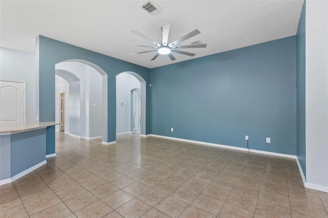 Photo of 18939 Cluster Oaks Drive