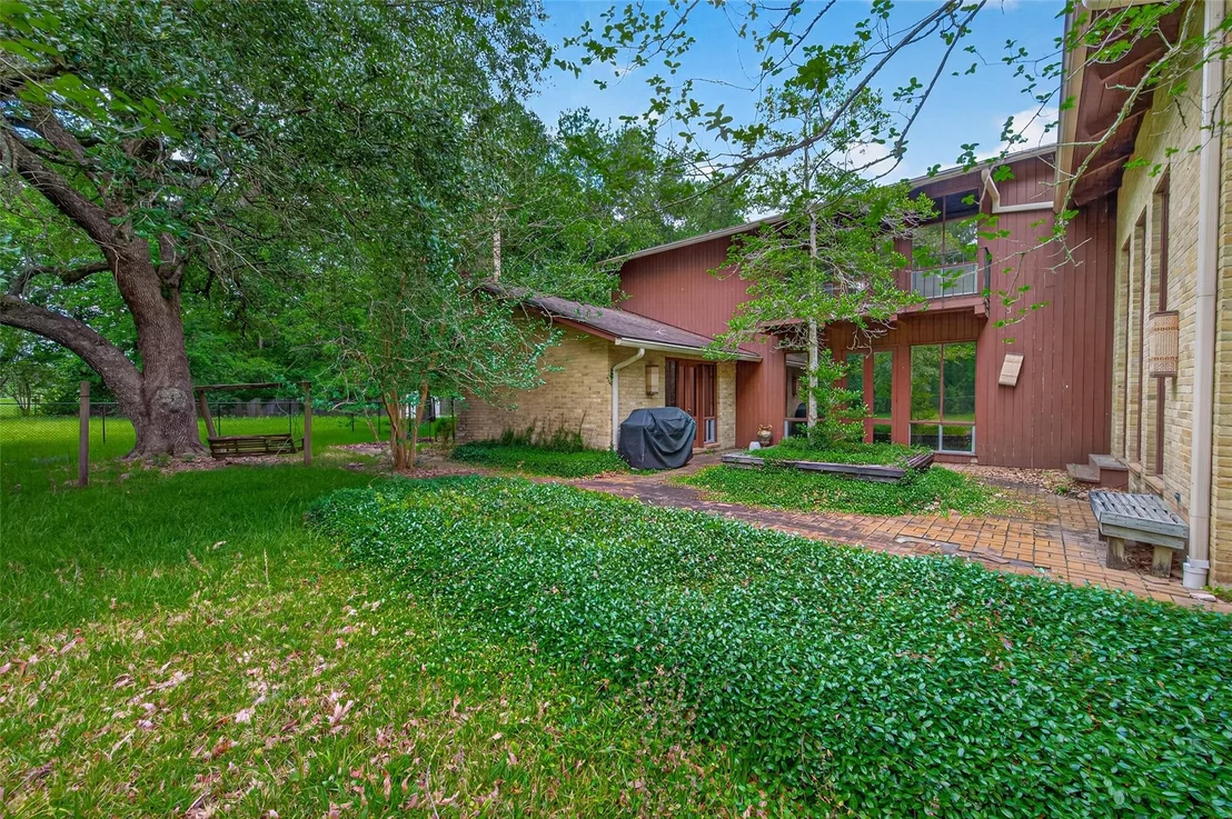 Photo of 219 Cardinal Drive