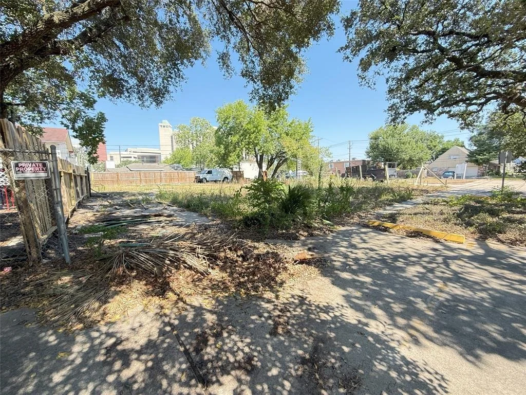 Photo of 7706 Troulon Drive