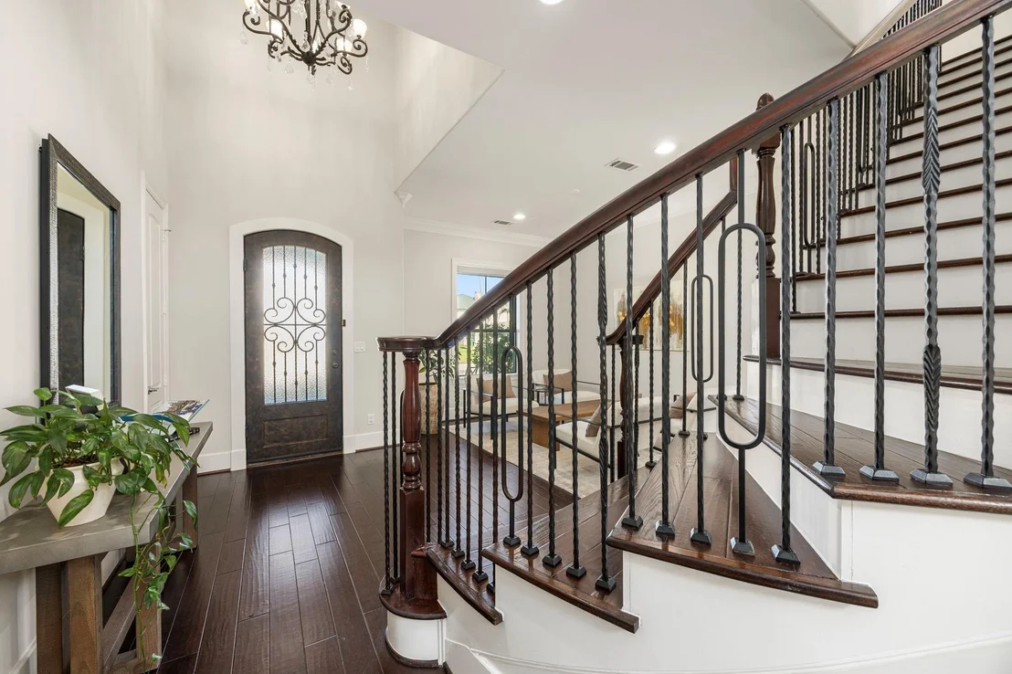 Photo of 1211 Chamboard Lane