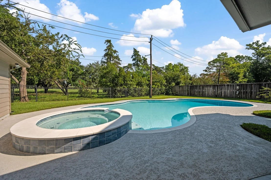 Photo of 11510 Riverview Drive