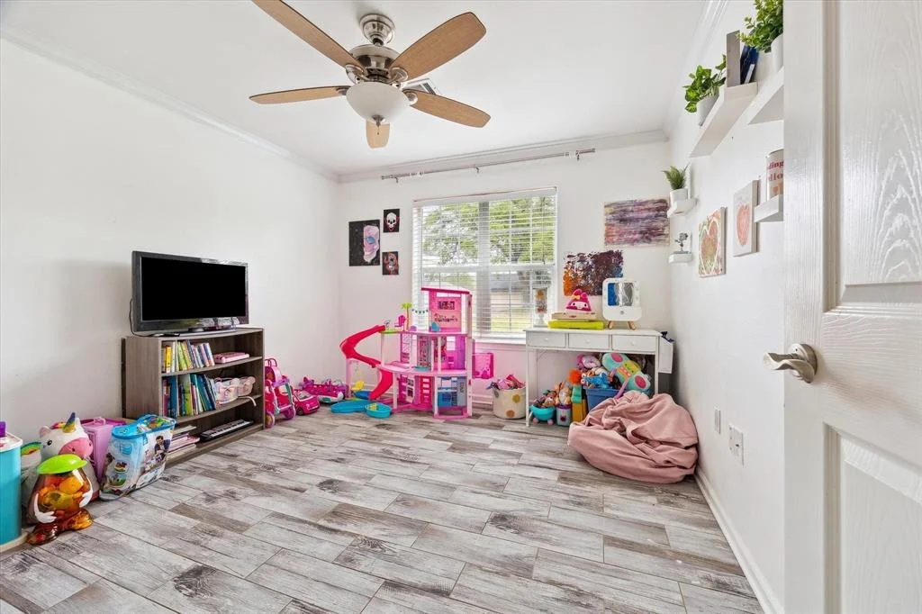 Photo of 3910 Dolphin Lane