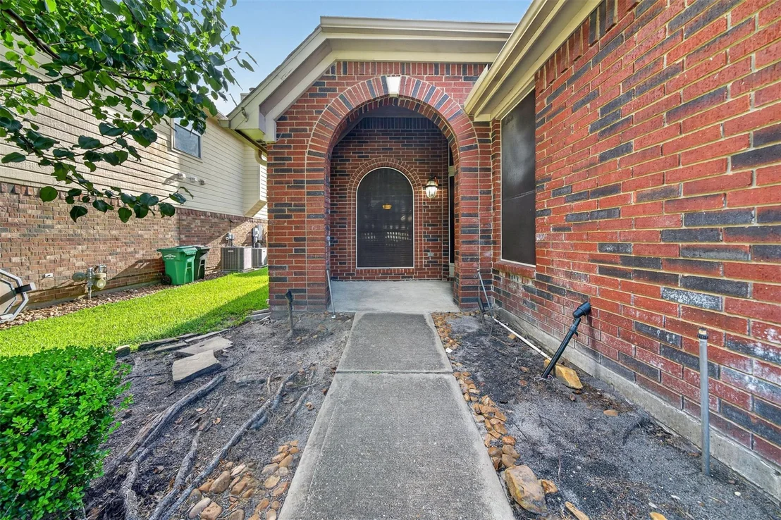 Photo of 31303 Baker Lake Drive