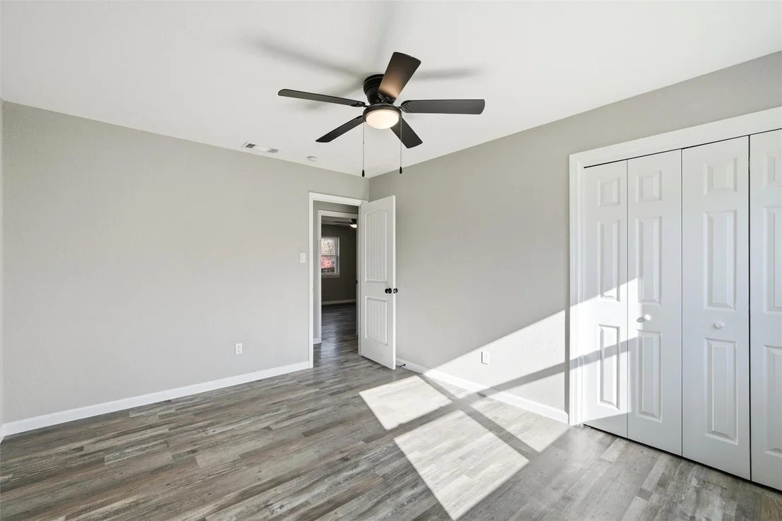 Photo of 423 Jeffery Lane