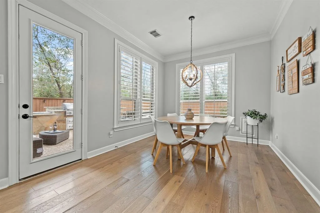 Photo of 99 Player Oaks Place