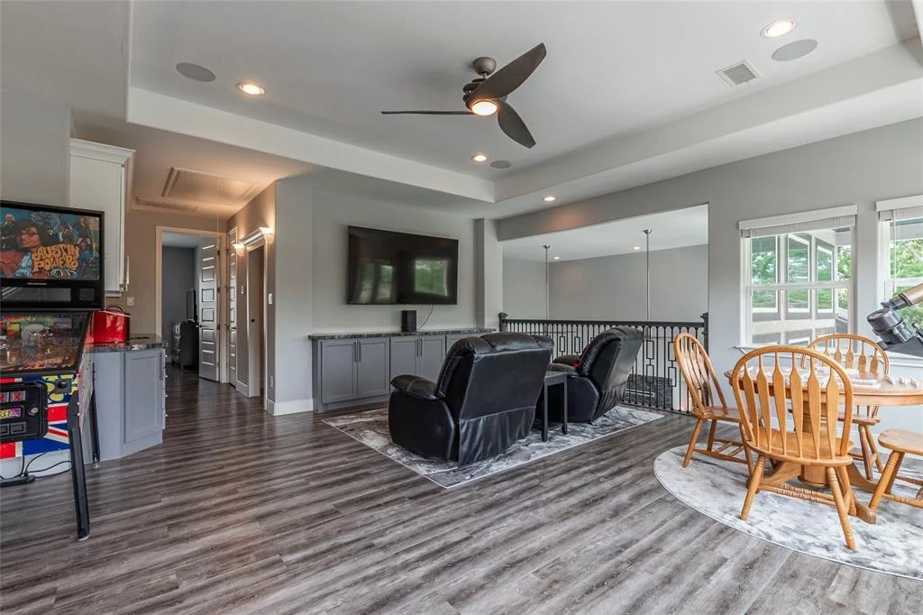 Photo of 5707 Windmill Lane