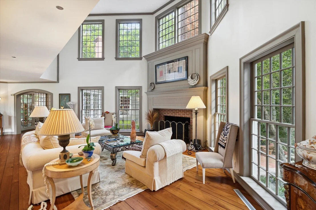 Photo of 3971 Inverness Drive