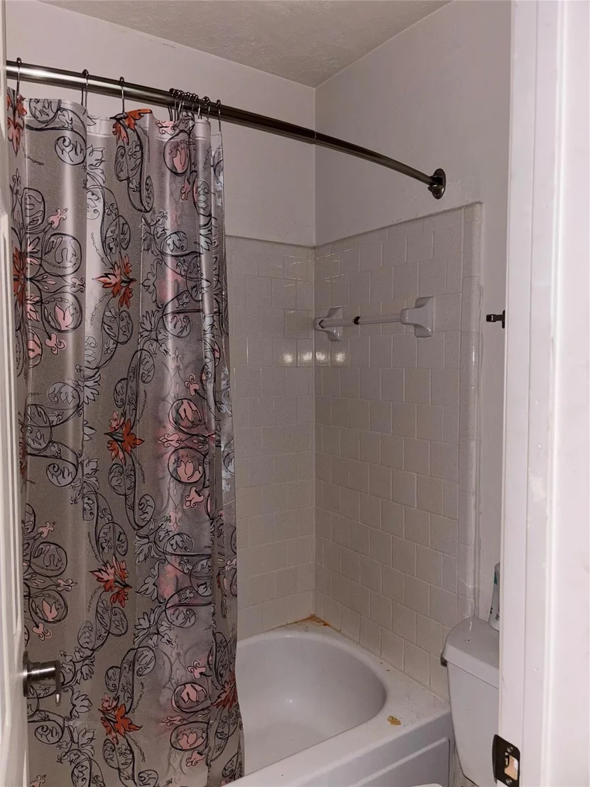 Photo of 115 Fallshire Drive
