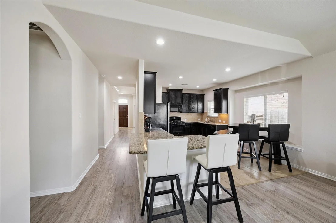 Photo of 2542 Pines Pointe Drive