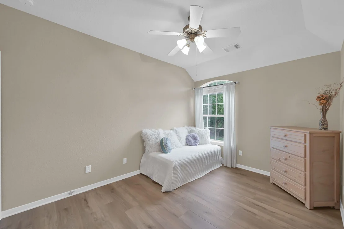 Photo of 2 Colewood Court