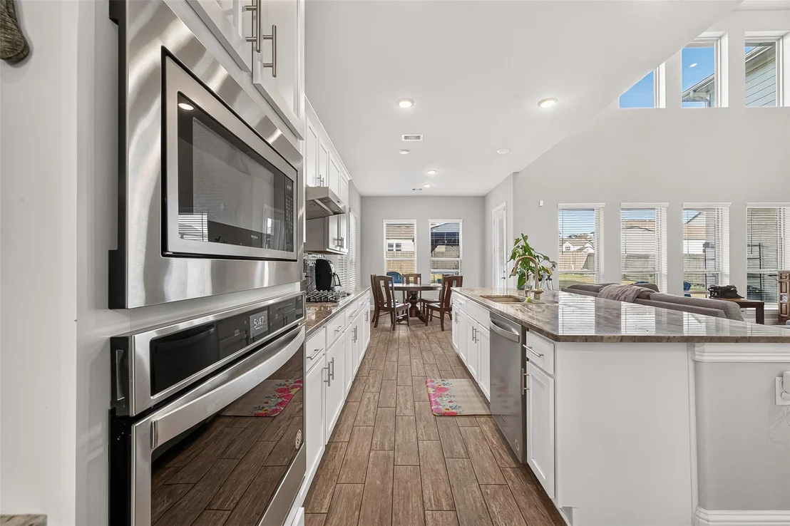 Photo of 8511 Flagman Trail