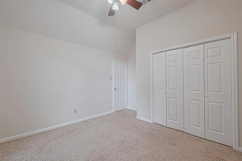 Photo of 1327 W Forest Drive