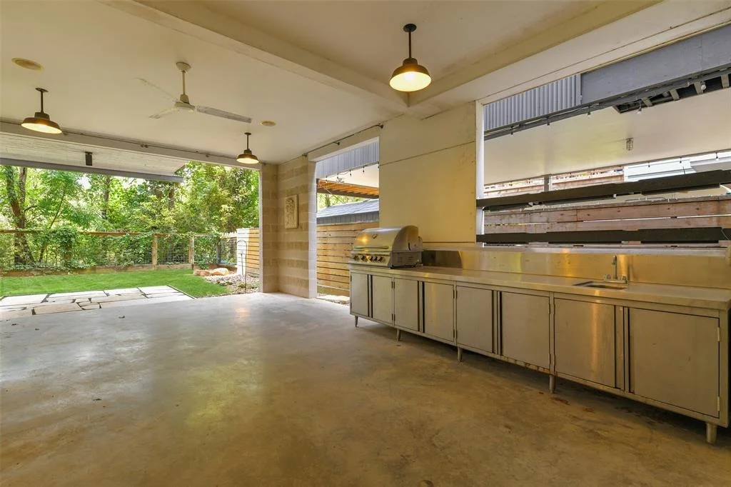Photo of 1408 Wrightwood Street