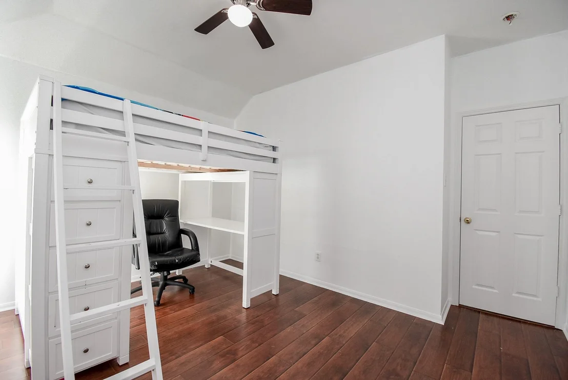 Photo of 1607 Rustic Hollow Lane