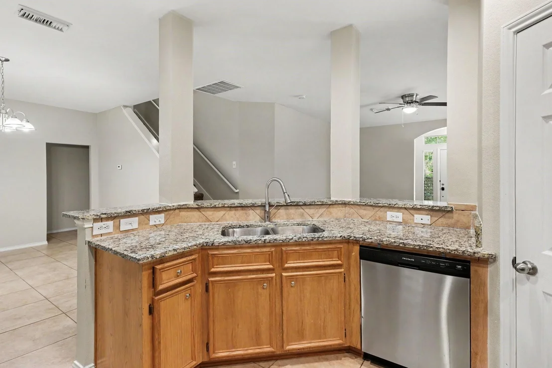 Photo of 2423 Colonial Springs Lane
