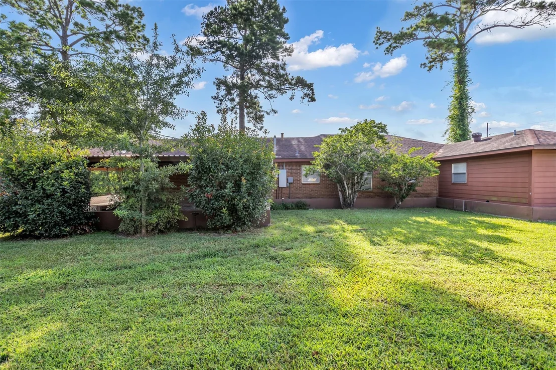 Photo of 12011 Westover Drive