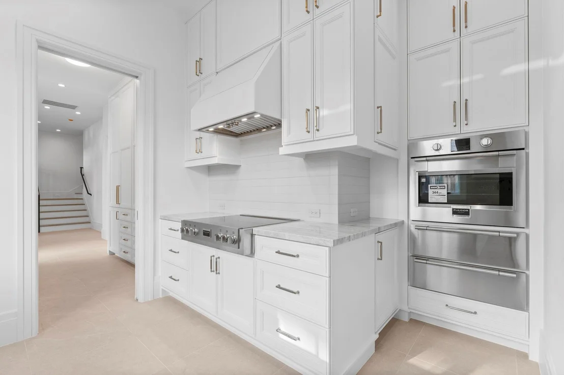 Photo of 3653 Chevy Chase Drive