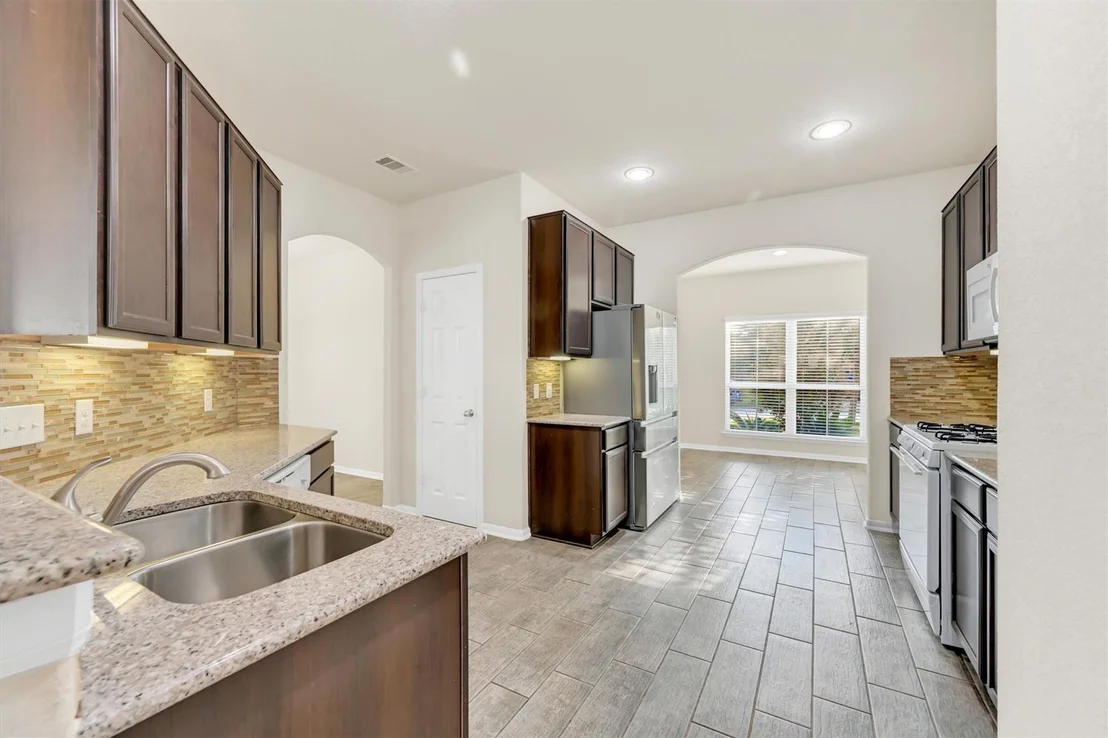 Photo of 10615 Chestnut Pathway