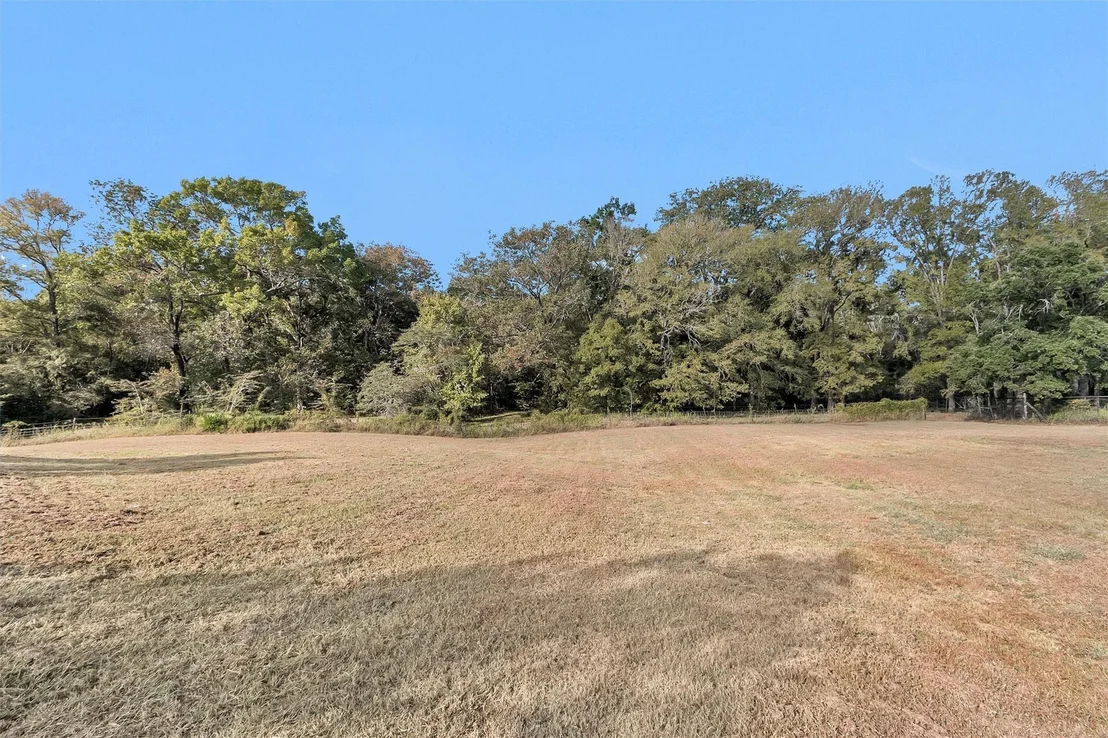 Photo of 380 Rose Hill Road