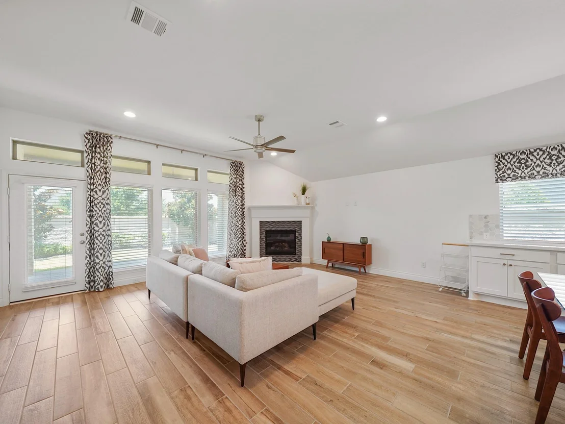 Photo of 2138 Coyote Run Drive