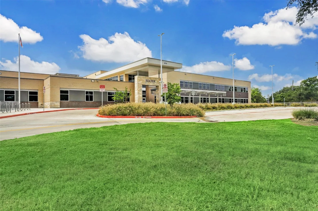 Photo of 5107 Contour Place