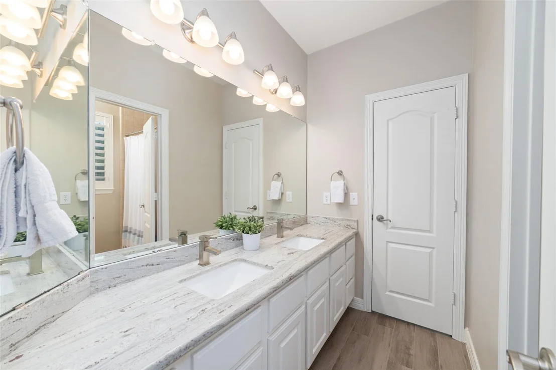 Photo of 17411 Rose Garden Trail
