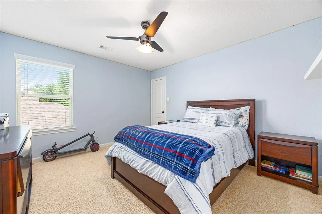 Photo of 6110 Nicholas Lane