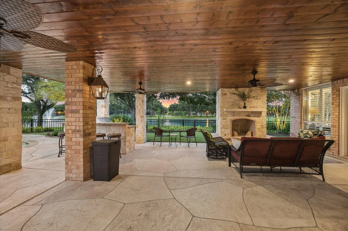 Photo of 22726 Bridgehaven Drive
