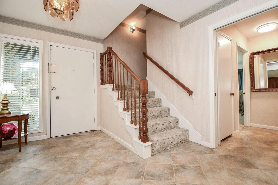 Photo of 1123 Candlelight Lane