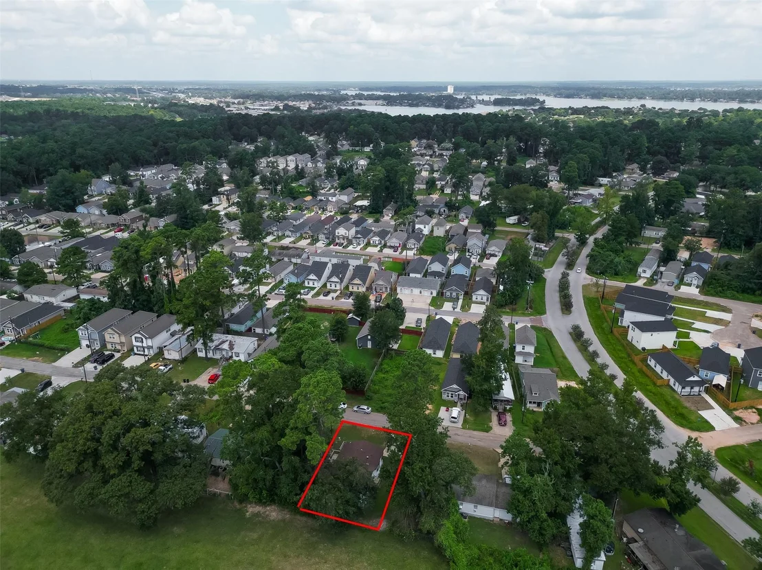 Photo of 16861 W Lynbrook