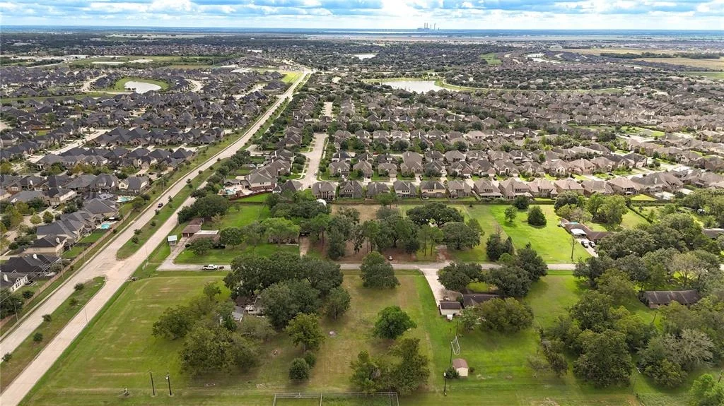 Photo of 606 Sycamore Road
