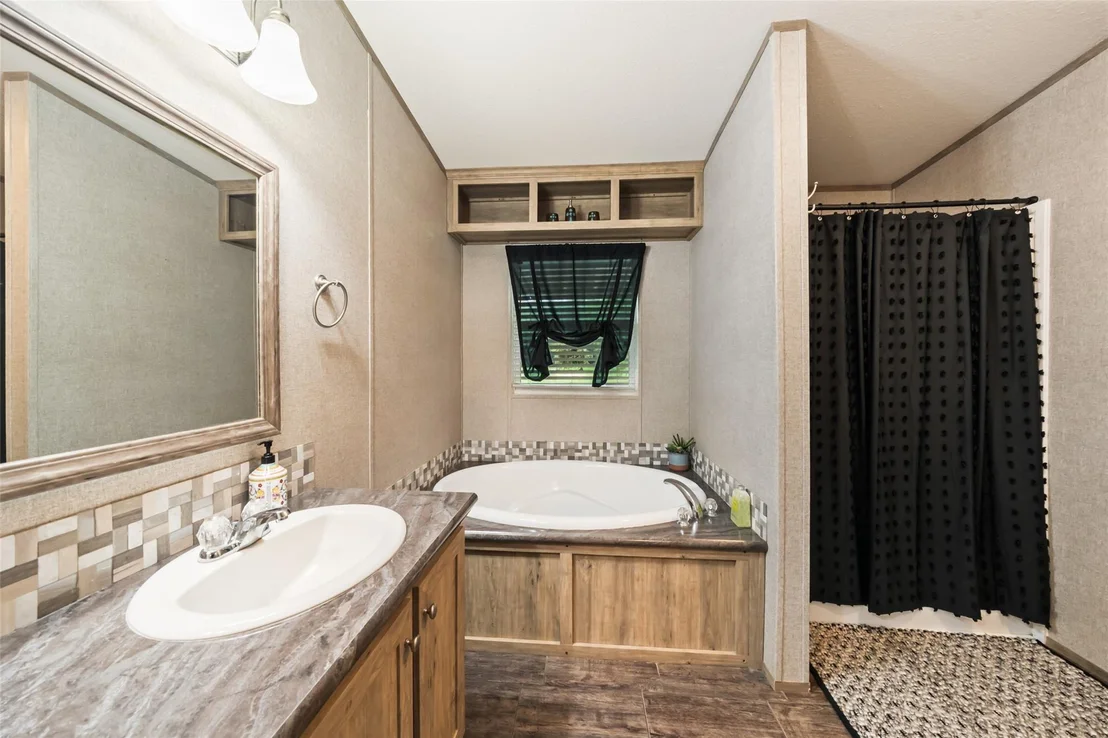 Photo of 3270 County Road 2285