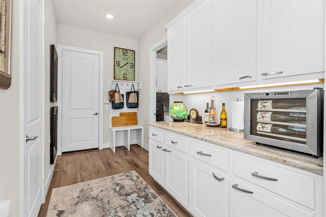 Photo of 10061 Lehman Drive