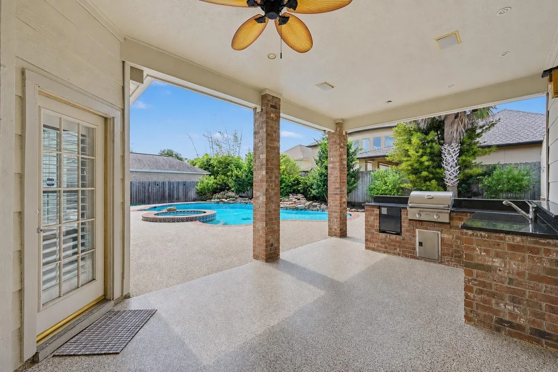 Photo of 18423 Bivens Bend