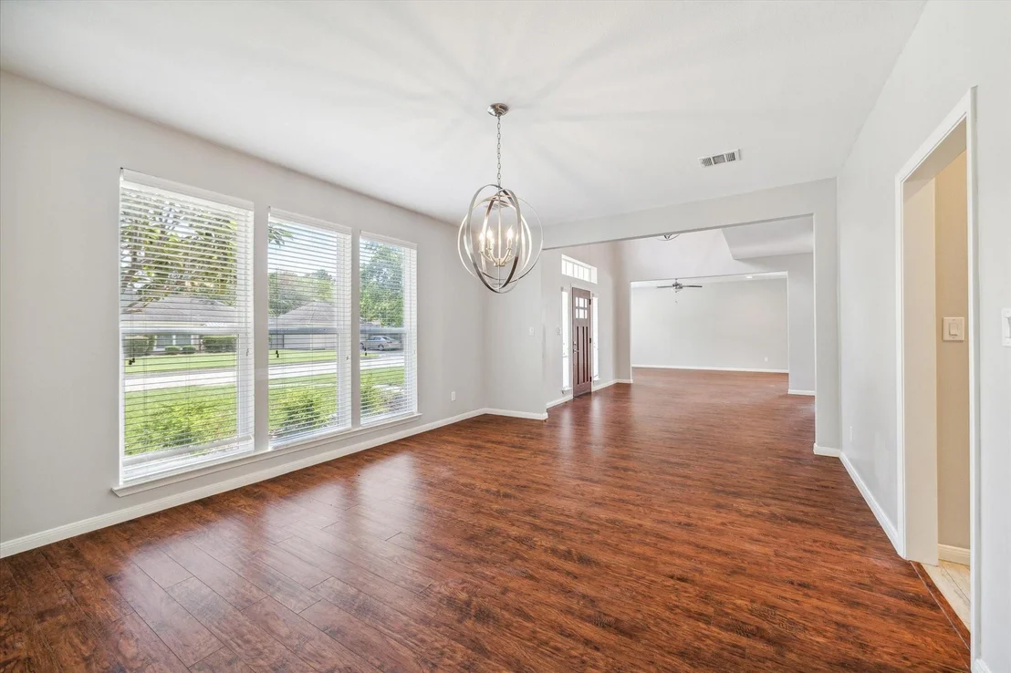 Photo of 6003 Ancient Oaks Drive
