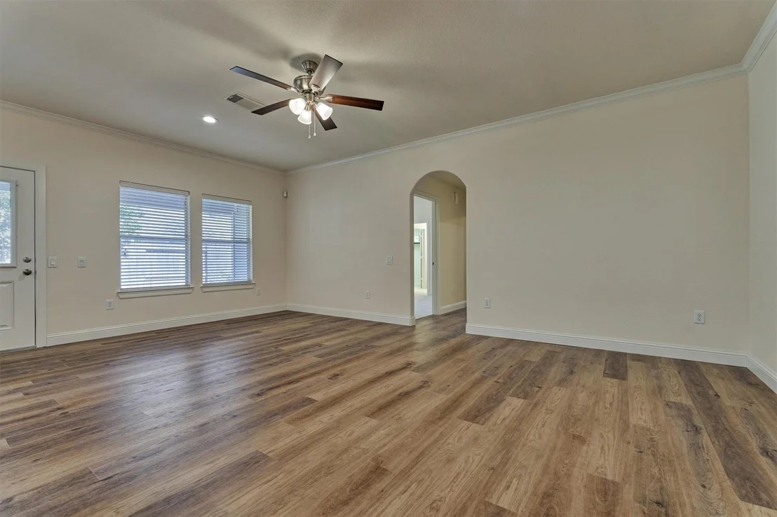 Photo of 6 Windsor Bridge Drive