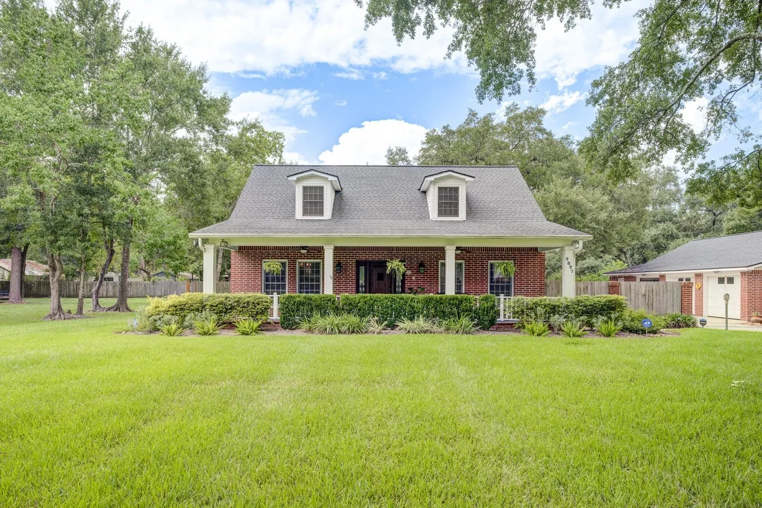 Photo of 2827 Griffin Lane
