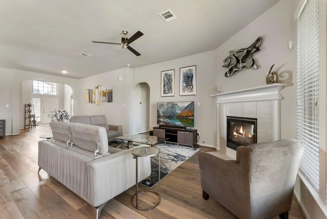 Photo of 3707 Lake Bend Shore Drive