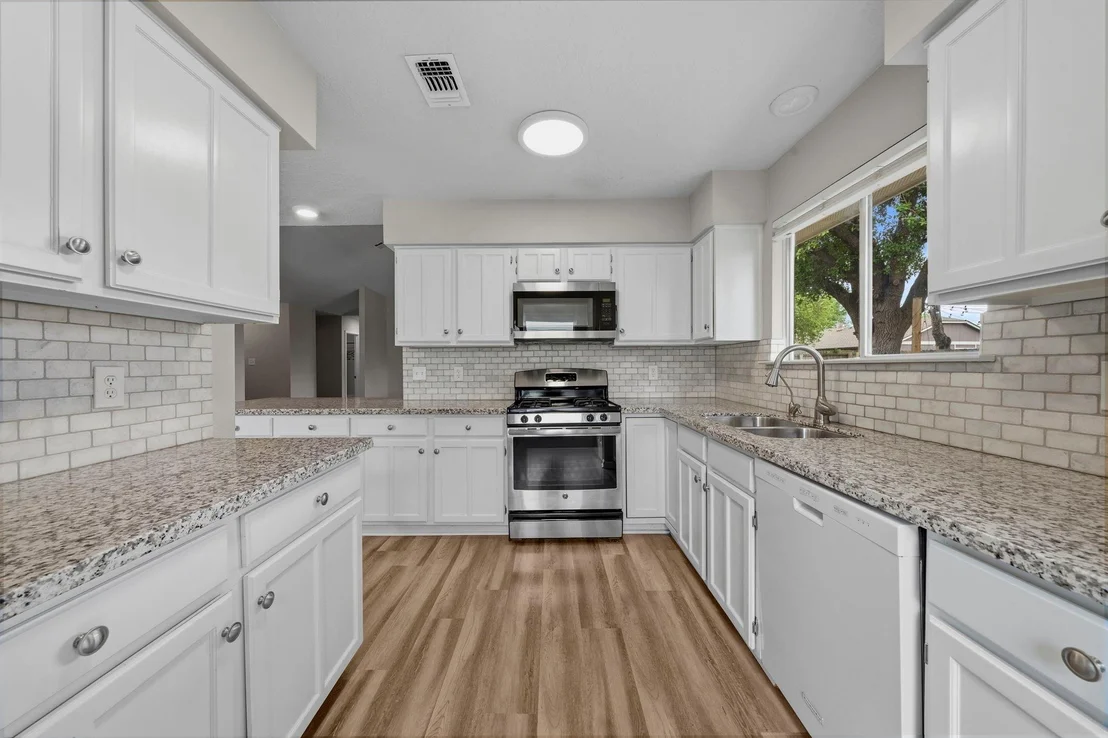 Photo of 7235 Sonnet Glen Lane