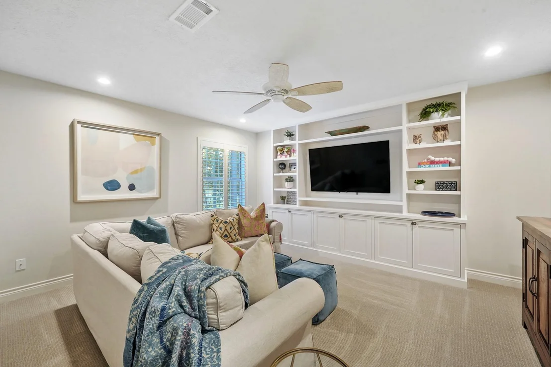 Photo of 2207 Longmire Road