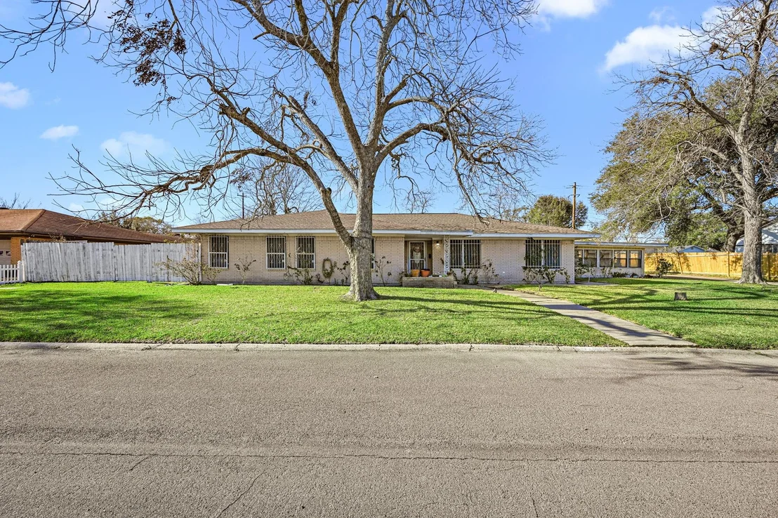 Photo of 2109 Britton Street