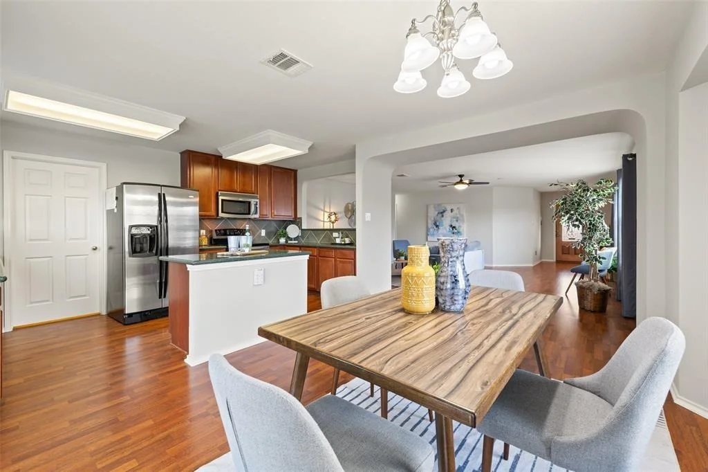 Photo of 517 Castebar Drive