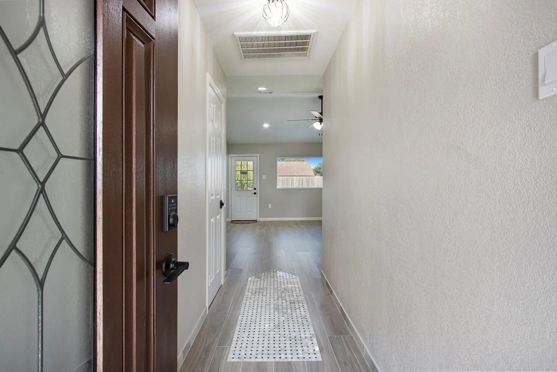 Photo of 1009 La Nell Drive