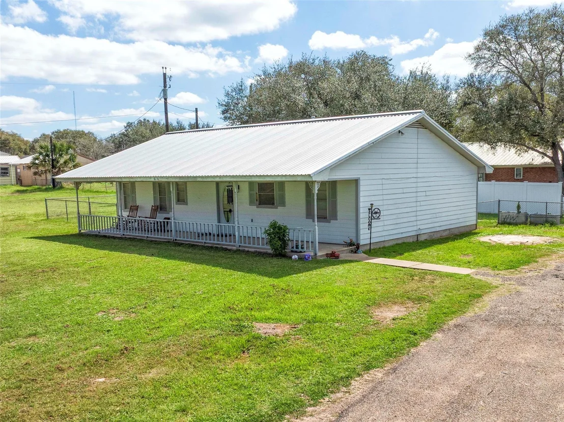 Photo of 676 County Road 002